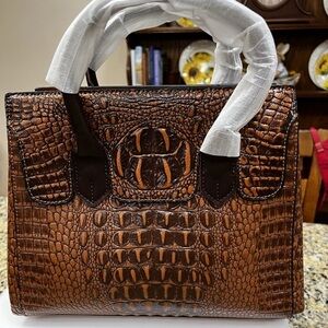 LiRonNiao Brown Crocodile Embossed Handbag